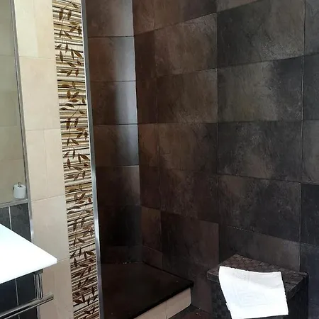 La Casita Del Arte * Cadix